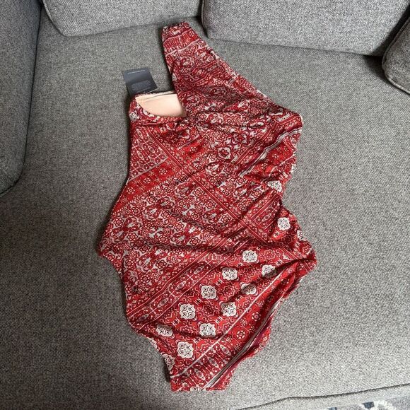 Garnet Hill One Piece Ruched Swimsuit 6 - Picture 10 of 10